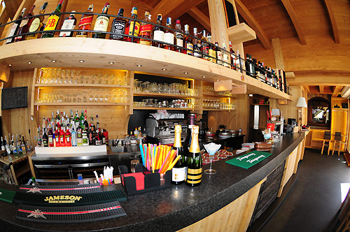 Lino's Bar - Organizziamo feste e meetings